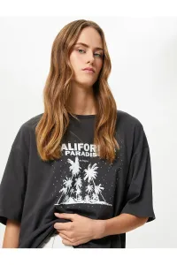 Koton Oversized T-Shirt with a slogan printed, Crew Neck Short Sleeves