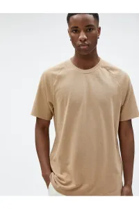 Koton Basic tričko Crew Neck textúrovaný Raglan rukáv Slim Fit