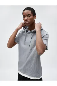 Koton Basic tričko s kapucňou, vrecko s krátkym rukávom, textúrované vrecko, detailná bavlna