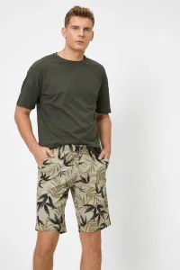 Koton Men's Green Floral Patterned Pocket Shorts
