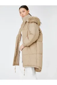 Koton Nafukovací kabát s kapucňou Plyš detailný