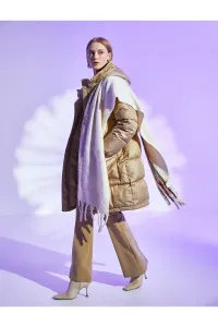 Nafúknutý kabát s kapucňou s kapucňou a vreckom