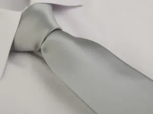 Strieborná kravata