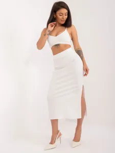 Biela midi elastická sukňa s rázporkami po bokoch - L/XL