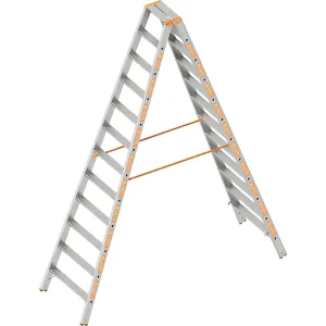Stojaci rebrík so stupňami Layher