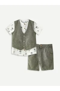 LC Waikiki Big Collar Short Sleeved Printed Baby Boyfriend Shirt, Vest And Shorts 3-Set Set