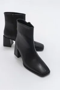 LuviShoes Loren Black Skin Women's Boots