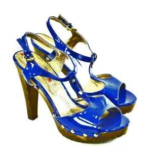 Dámske modré lakované sandále DEZER