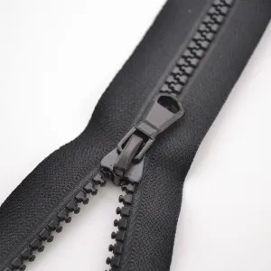 Zips Sarah kostený deliteľný 5mm - čierna 37 cm