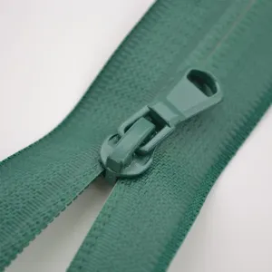 Zips Sarah vodeodolný deliteľný 5mm - zelená  60 cm