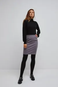 Pencil skirt with shiny thread