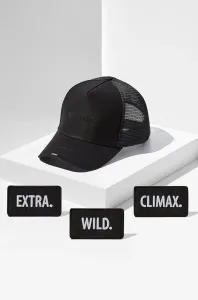 Čiapka Next generation headwear čierna farba, s nášivkou