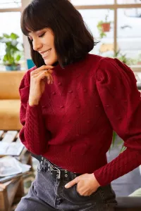 Olalook Dámska bordová červená s malými brmbolcami Detail rukávov nad pásom Pletený sveter