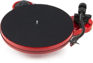 Pro-Ject RPM-1 Carbon + 2M Red High Gloss Red