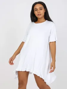 Biele asymetrické plus size šaty s krátkym rukávom a volánmi - UNI
