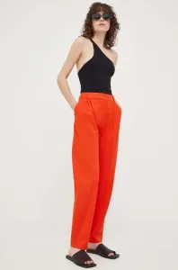 Nohavice Samsoe Samsoe dámske, oranžová farba, rovné, vysoký pás
