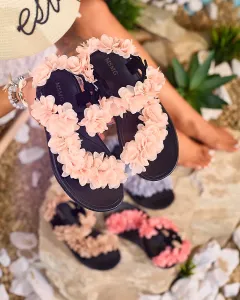 Royalfashion Púdrové dámske sandále s kvetmi Alferroy