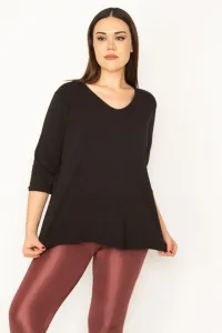 Şans Women's Large Size Black V-Neck Capri Sleeve Blouse