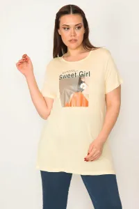 Şans Women's Plus Size Yellow Digital Printed Blouse #9087676