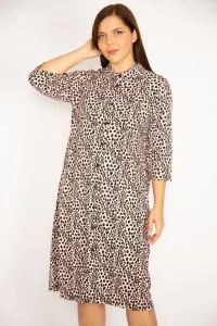 Şans Women's Plus Size Powder Leopard Patterned Capri Sleeve Dress with Buttons at the front