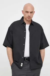 Bavlnená košeľa Sisley pánska, čierna farba, voľný strih, s klasickým golierom