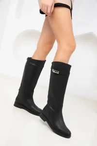 Soho Women's Black Boots 18576