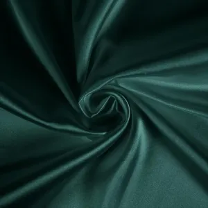 Zbytky - Strečový satén lesklý smaragdový