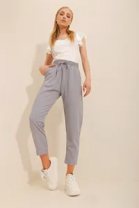 Trend Alaçatı Stili Dámske sivé nohavice s vysokým pásom dvojité vrecko pruhované nohavice ležérneho strihu
