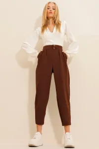 Trend Alaçatı Stili Dámske hnedé mrkvové nohavice s vysokým pásom