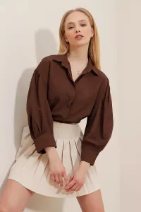 Trend Alaçatı Stili Women's Brown Basic Poplin Shirt with Hidden Popsicle and Balloon Sleeve