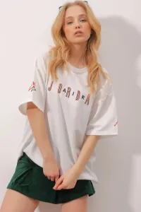 Trend Alaçatı Stili Women's White Crew Neck Embroidered Two Thread Unisex Oversize T-Shirt #6238835