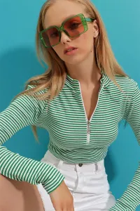 Trend Alaçatı Stili Blouse - Green - Relaxed fit