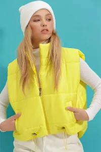 Trend Alaçatı Stili Dámske žlté stojace golier dvojité vrecká plne vyplnená nafukovacia vesta s nastaviteľným pásom