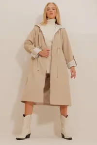 Trend Alaçatı Stili Dámsky béžový vnútorný líniový blok a podšitý bedrový pás s kapucňou na zips trenčkot