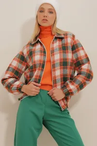 Trend Alaçatı Stili Dámska oranžová vzorovaná sezónna bomber bunda na zips s elastickým pásom
