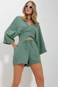Trend Alaçatı Stili Women's Khaki Double Pocketed Elastic Waist Washed Muslin Linen Shorts