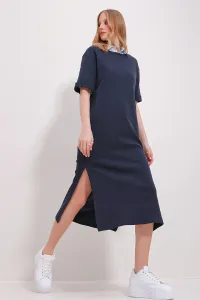 Trend Alaçatı Stili Women's Navy Blue Crew Neck Double Sleeve Slit Dress