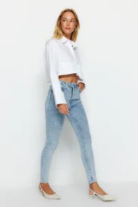 Trendyol svetlomodrá udržateľnejšie úzke džínsy s vysokým pásom