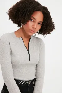 Dámsky sveter Trendyol Knitted #4944575