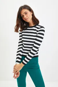Dámsky sveter Trendyol Striped #4174573