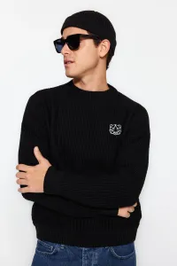 Trendyol Black Men's Oversize Fit Wide Fit Crew Neck Embroidered Knitwear Sweater