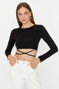 Trendyol Black & White 2-Pack Crop Knitted Blouse
