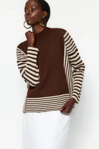 Trendyol Brown Stand-Up Collar Knitwear Sweater