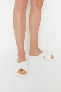 Trendyol Ecru Plush Indoor Slippers #4543397