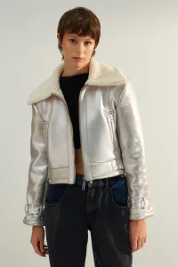 Trendyol limitovaná edícia strieborný plyšový plyšový kabát na zips
