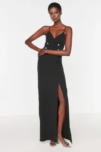 Trendyol dlhé večerné šaty s čiernym golierom detailné