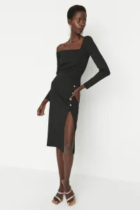 Trendyol Black Stone Gombík detailné pletené večerné šaty