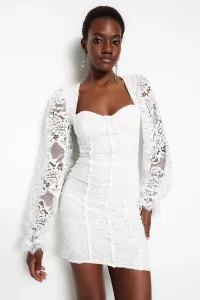 Trendyol Ecru vypasované podšívkové čipky Svadobné / svadobné elegantné večerné šaty