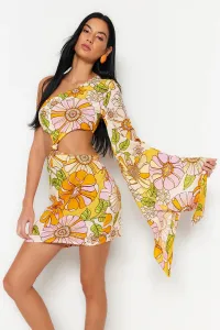 Trendyol Kvetinová potlač Mini mini tkaný výrez von/okno plážové šaty na jedno rameno