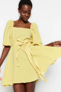 Trendyol žlté pásové mini tkané kárované šaty